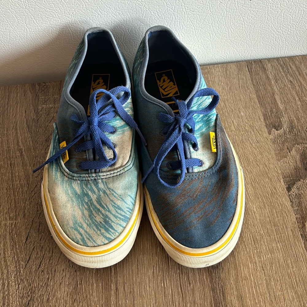 National geographic vans